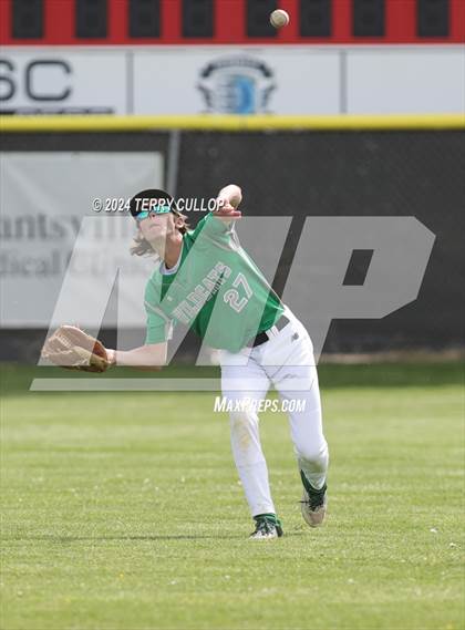 Thumbnail 2 in Grantsville vs. South Summit (UHSAA 3A Super regional) photogallery.