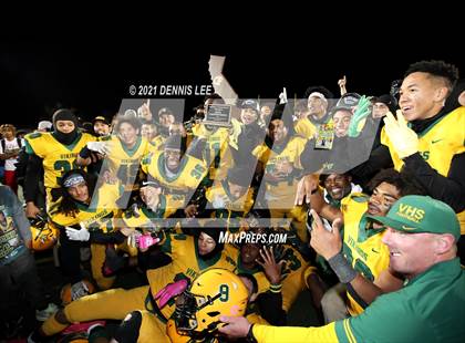 Thumbnail 1 in Aquinas @ Vanden (CIF State 3-AA Championship) photogallery.