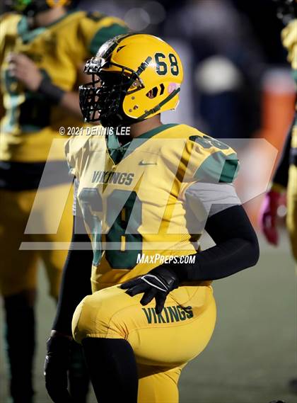 Thumbnail 1 in Aquinas @ Vanden (CIF State 3-AA Championship) photogallery.