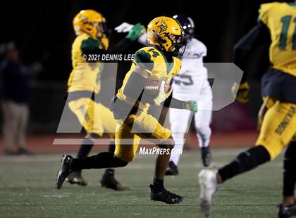 Thumbnail 1 in Aquinas @ Vanden (CIF State 3-AA Championship) photogallery.