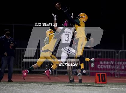 Thumbnail 2 in Aquinas @ Vanden (CIF State 3-AA Championship) photogallery.