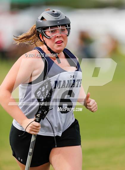 Thumbnail 3 in Manatee vs Cypress Creek photogallery.
