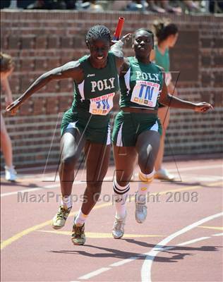 Thumbnail 3 in 114th Penn Relays  photogallery.