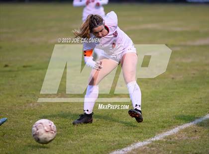 Thumbnail 3 in Marshall vs Lee photogallery.