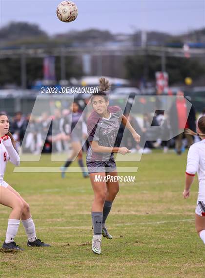 Thumbnail 2 in Marshall vs Lee photogallery.