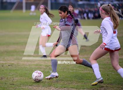 Thumbnail 2 in Marshall vs Lee photogallery.