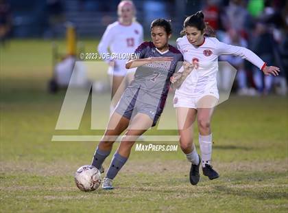 Thumbnail 3 in Marshall vs Lee photogallery.