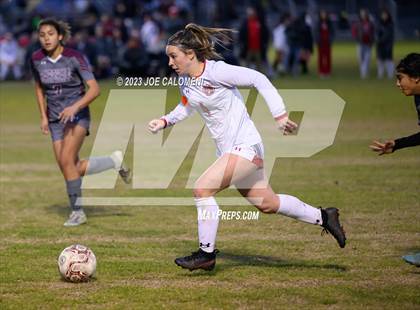 Thumbnail 2 in Marshall vs Lee photogallery.