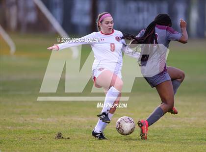 Thumbnail 2 in Marshall vs Lee photogallery.