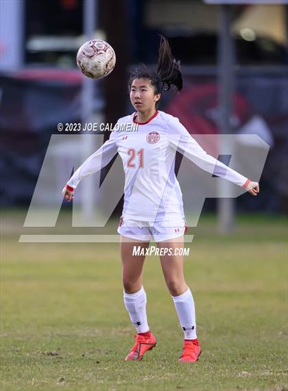 Thumbnail 3 in Marshall vs Lee photogallery.