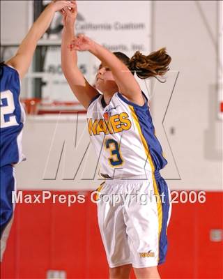 Thumbnail 1 in Forest Lake Christian vs. Sacramento Waldorf (Section Playoffs) photogallery.