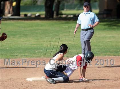 Thumbnail 2 in Flintridge Prep @ Mayfield photogallery.