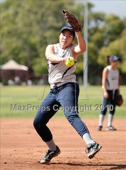 Thumbnail 2 in Flintridge Prep @ Mayfield photogallery.