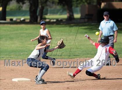 Thumbnail 2 in Flintridge Prep @ Mayfield photogallery.