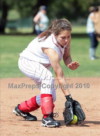 Thumbnail 1 in Flintridge Prep @ Mayfield photogallery.
