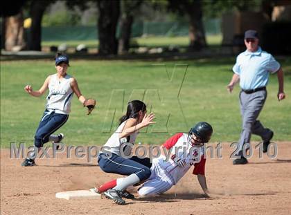 Thumbnail 3 in Flintridge Prep @ Mayfield photogallery.