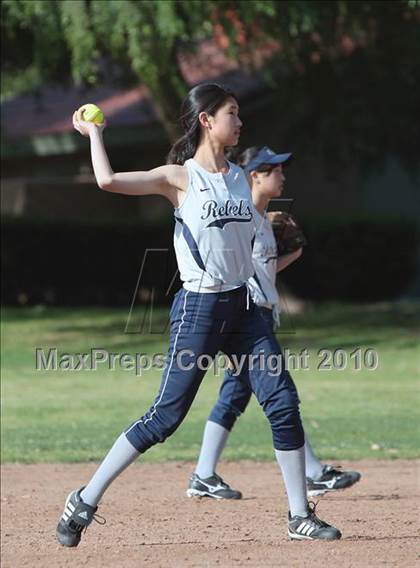Thumbnail 2 in Flintridge Prep @ Mayfield photogallery.