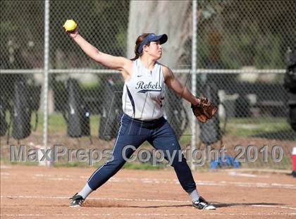 Thumbnail 2 in Flintridge Prep @ Mayfield photogallery.