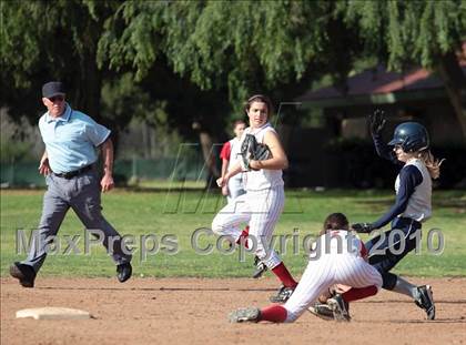 Thumbnail 1 in Flintridge Prep @ Mayfield photogallery.