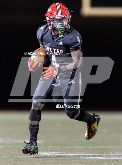 Thumbnail 2 in Imhotep Charter vs. Martin Luther King photogallery.