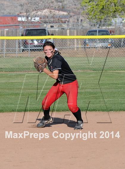 Thumbnail 2 in Rosamond @ Tehachapi photogallery.