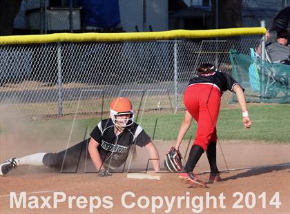 Thumbnail 1 in Rosamond @ Tehachapi photogallery.