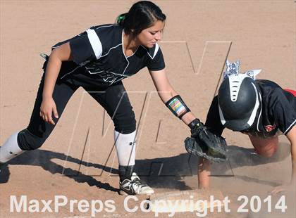 Thumbnail 1 in Rosamond @ Tehachapi photogallery.