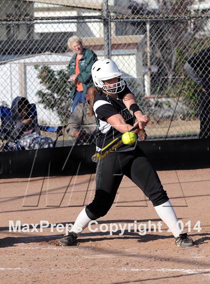 Thumbnail 3 in Rosamond @ Tehachapi photogallery.