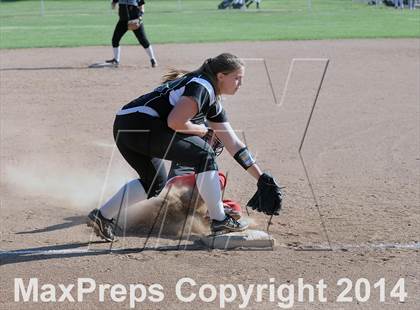 Thumbnail 1 in Rosamond @ Tehachapi photogallery.