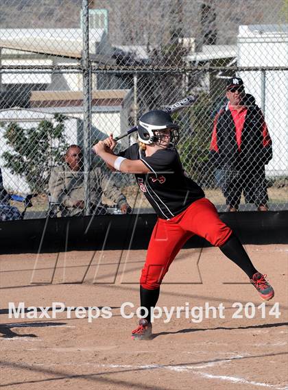 Thumbnail 3 in Rosamond @ Tehachapi photogallery.