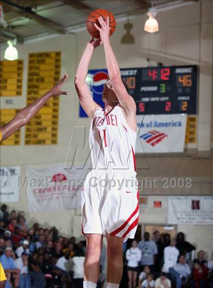 Thumbnail 2 in Mater Dei vs. Wheeler (City of the Palms Classic) photogallery.