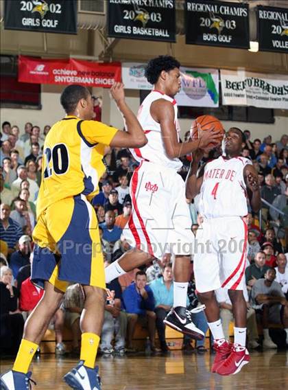 Thumbnail 2 in Mater Dei vs. Wheeler (City of the Palms Classic) photogallery.