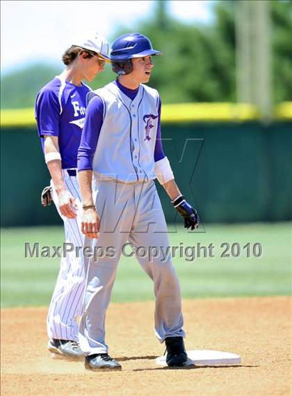Thumbnail 1 in Eustace vs Farmersville (Texas 3A Region II Playoffs) photogallery.