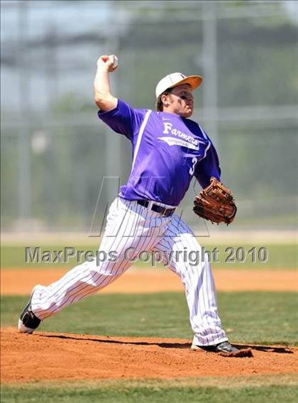 Thumbnail 1 in Eustace vs Farmersville (Texas 3A Region II Playoffs) photogallery.