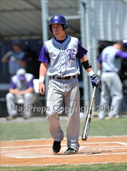 Thumbnail 2 in Eustace vs Farmersville (Texas 3A Region II Playoffs) photogallery.