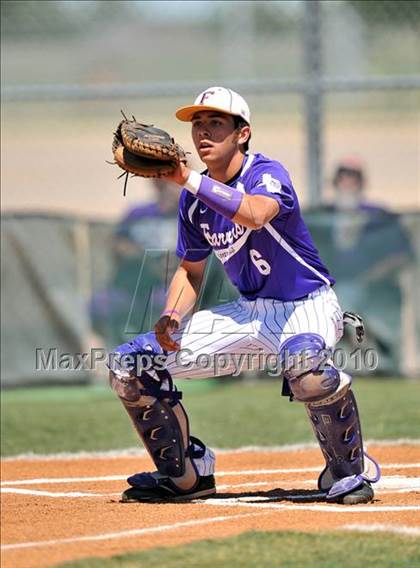 Thumbnail 3 in Eustace vs Farmersville (Texas 3A Region II Playoffs) photogallery.