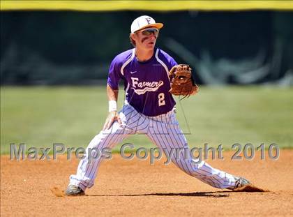 Thumbnail 3 in Eustace vs Farmersville (Texas 3A Region II Playoffs) photogallery.