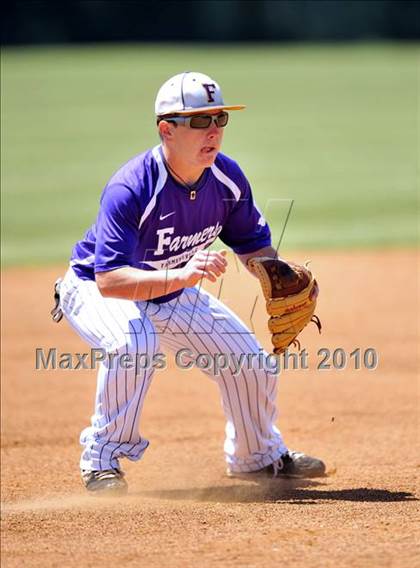Thumbnail 2 in Eustace vs Farmersville (Texas 3A Region II Playoffs) photogallery.