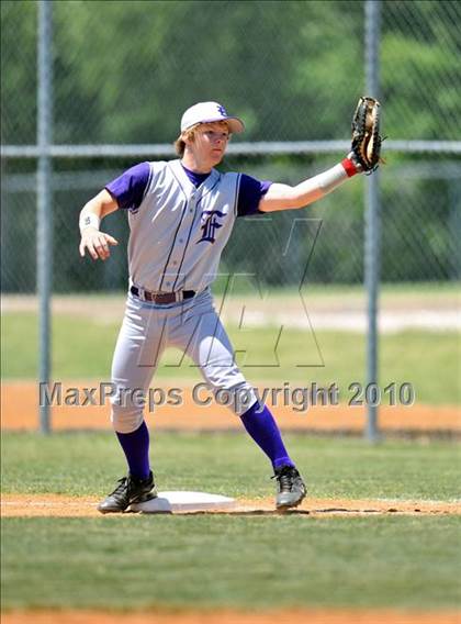 Thumbnail 2 in Eustace vs Farmersville (Texas 3A Region II Playoffs) photogallery.