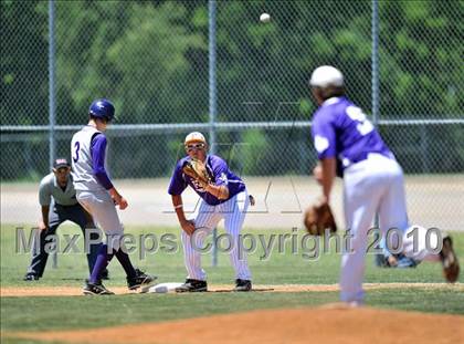 Thumbnail 3 in Eustace vs Farmersville (Texas 3A Region II Playoffs) photogallery.