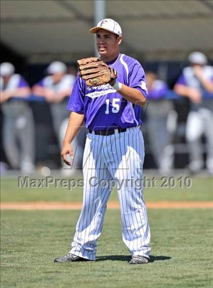Thumbnail 2 in Eustace vs Farmersville (Texas 3A Region II Playoffs) photogallery.