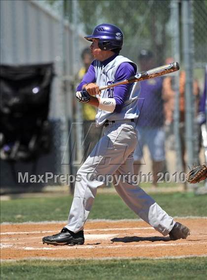 Thumbnail 1 in Eustace vs Farmersville (Texas 3A Region II Playoffs) photogallery.