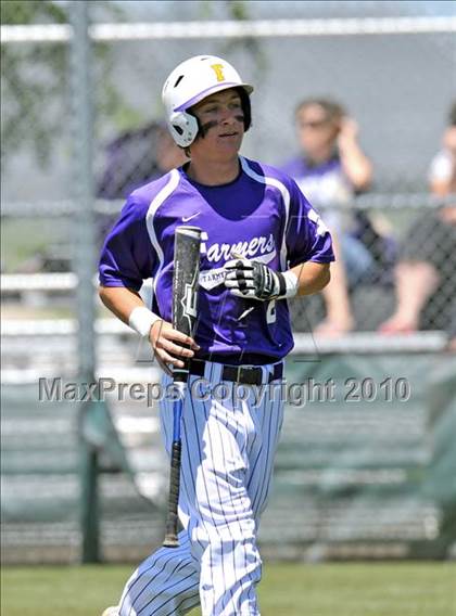 Thumbnail 3 in Eustace vs Farmersville (Texas 3A Region II Playoffs) photogallery.