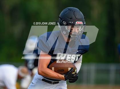Thumbnail 1 in Sunshine Classic (East vs West) photogallery.