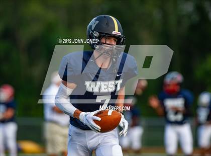Thumbnail 3 in Sunshine Classic (East vs West) photogallery.