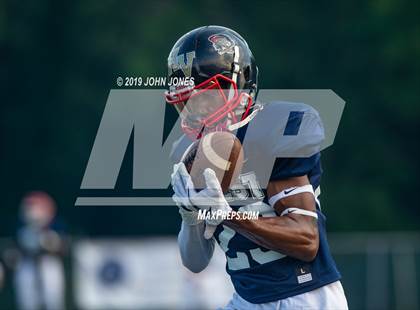 Thumbnail 2 in Sunshine Classic (East vs West) photogallery.