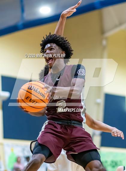 Thumbnail 1 in Holly Springs vs Piedmont Classical (Phenom City of Oaks Classic) photogallery.