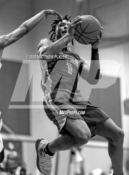 Thumbnail 1 in Holly Springs vs Piedmont Classical (Phenom City of Oaks Classic) photogallery.