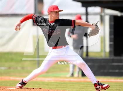 Thumbnail 3 in Hixson vs. Whitwell (Wildcat Classic) photogallery.