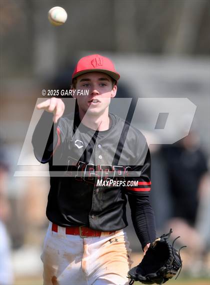 Thumbnail 3 in Hixson vs. Whitwell (Wildcat Classic) photogallery.